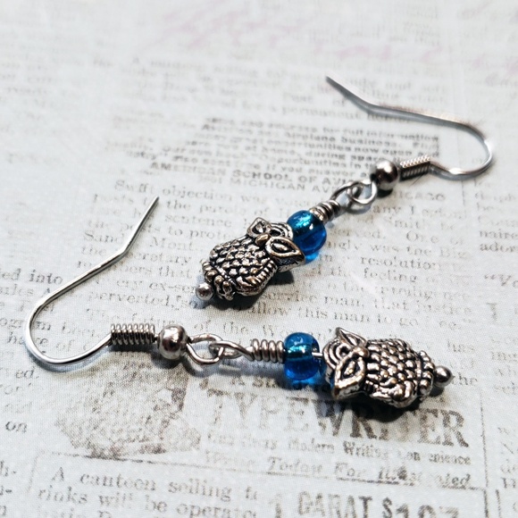 Owl Earrings - Picture 1 of 4
